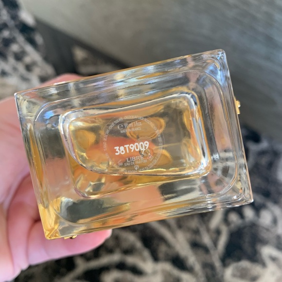 YSL Libre eau de parfum 3oz - Picture 4 of 4